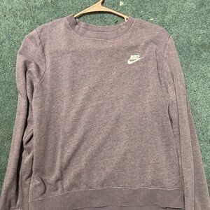 Woman’s Nike crew neck